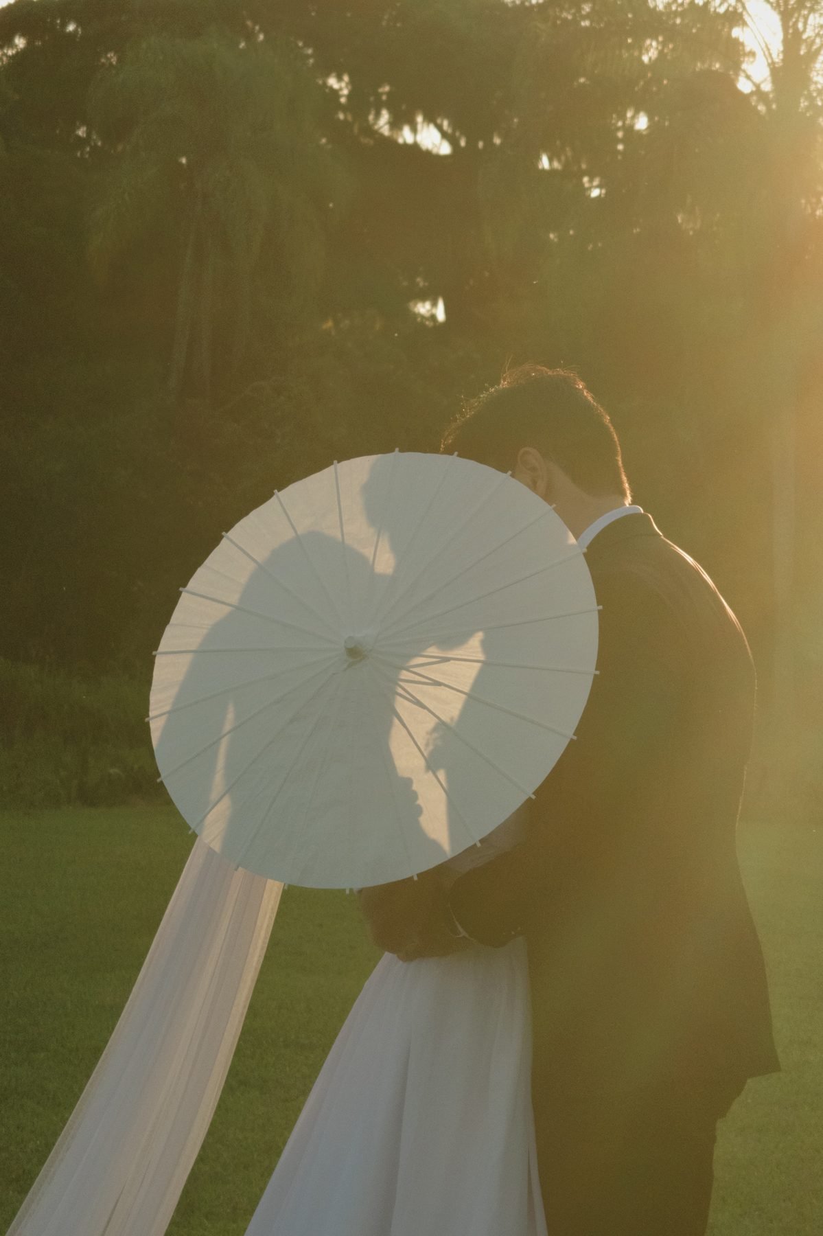 Casal ao entardecer